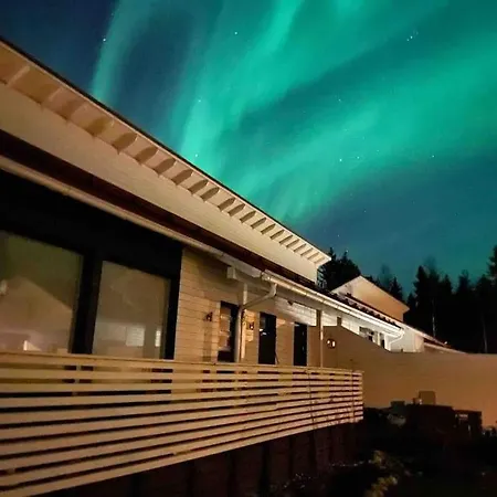 Modern Family Escape- Like Local Villa *