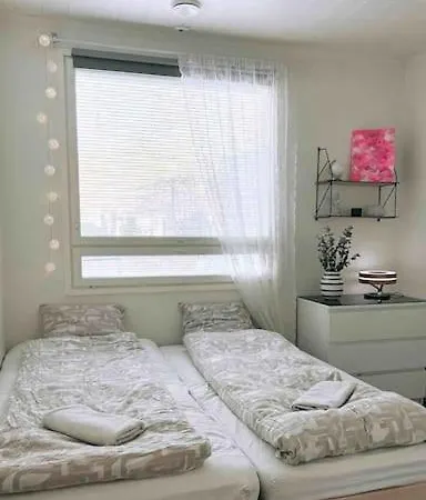 Modern Family Escape- Like Local Villa Rovaniemi