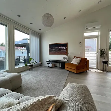 Modern Family Escape- Like Local * Rovaniemi